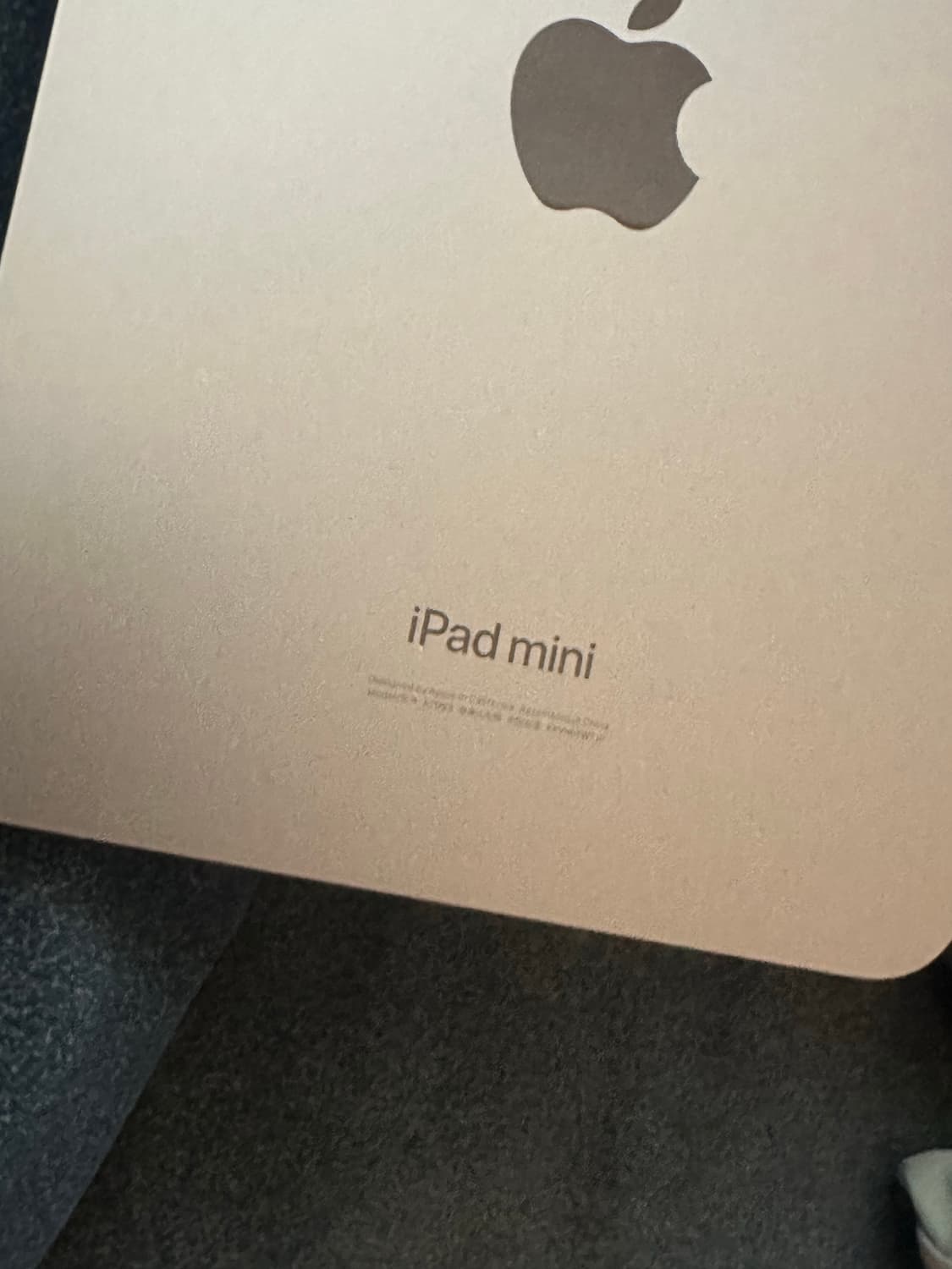 (새상품) 아이패드 A17 미니 7세대 퍼플 128 팝니다 상품이미지2