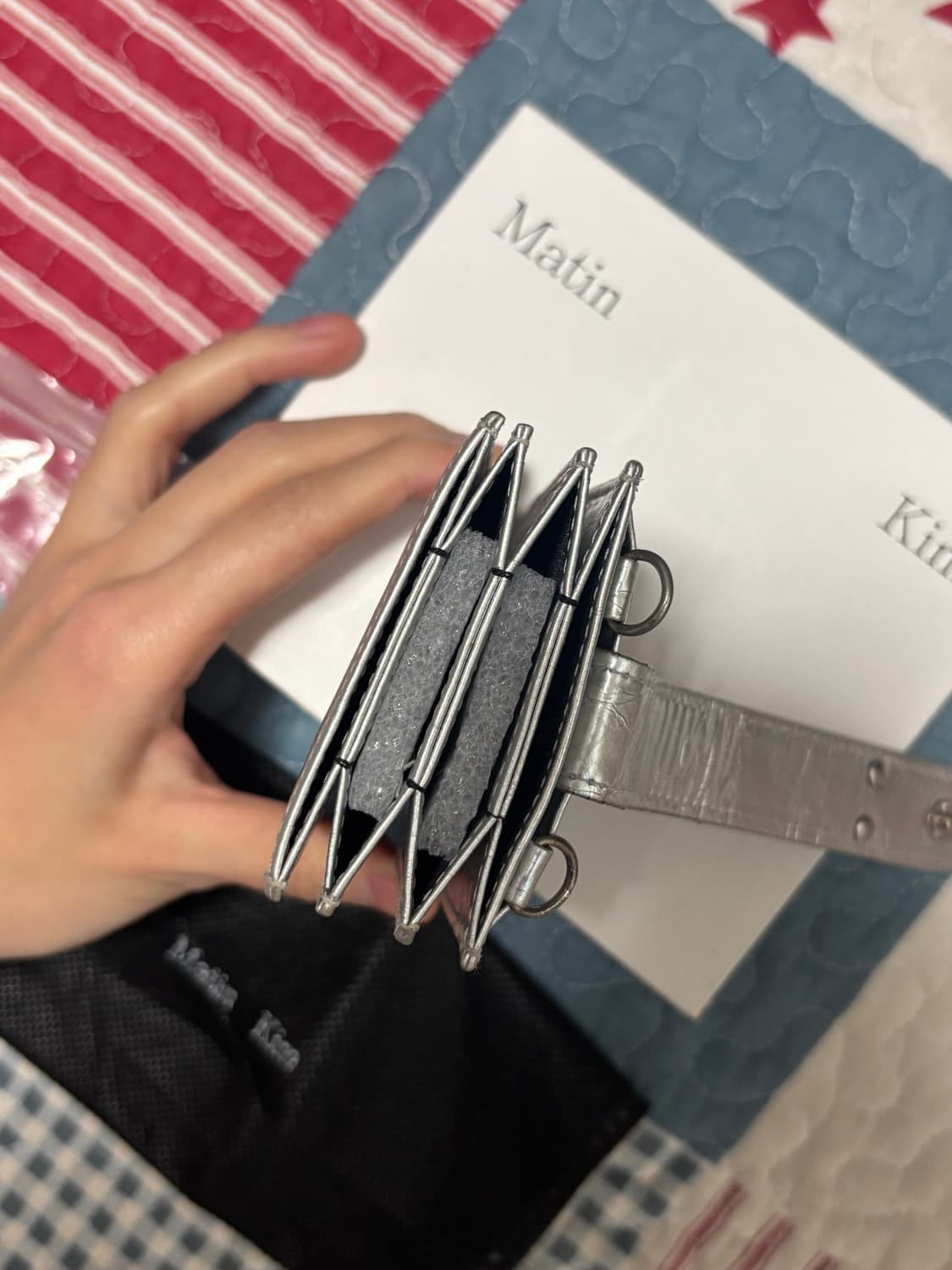 마뗑킴 아코디언 네클리스 지갑 실버 상품이미지3