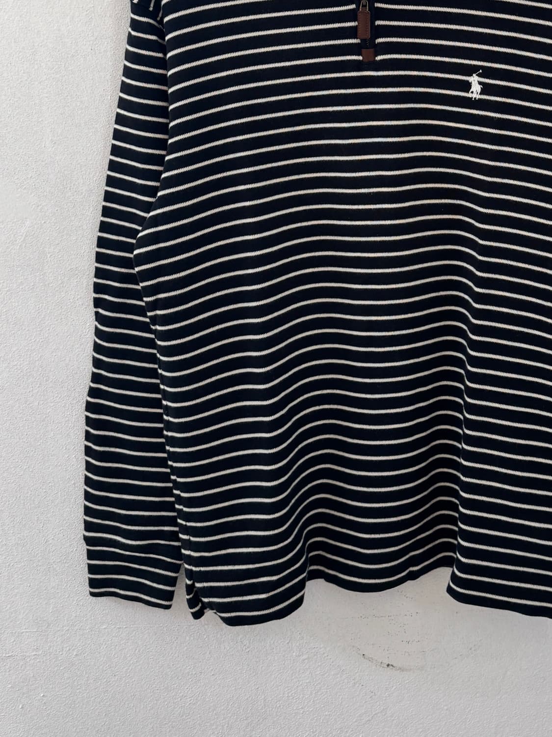 폴로 블랙 반집업 니트 상품이미지3