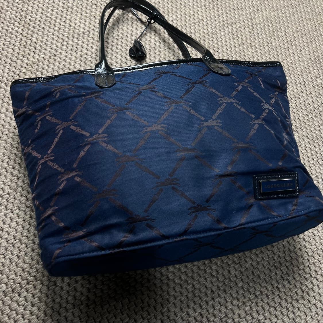 롱샴 로고 패턴 토트백 네이비 상품이미지5