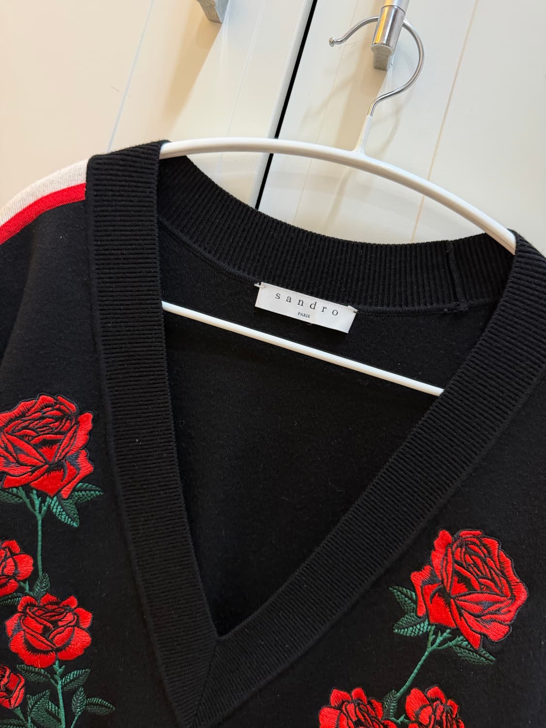 산드로 장미 니트 상품이미지2