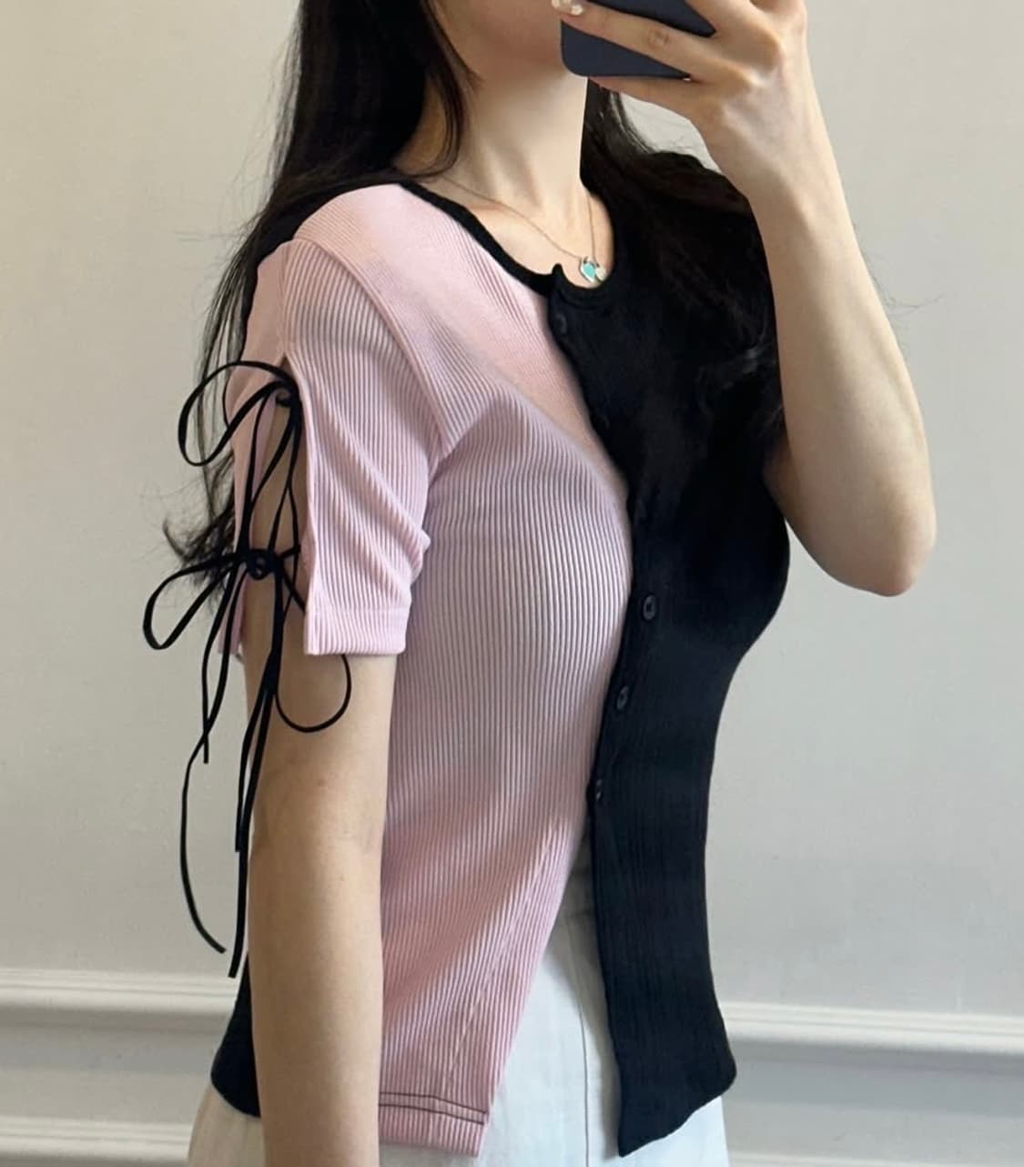 까트린 트임 리본 배색 반팔 티셔츠 상품이미지1