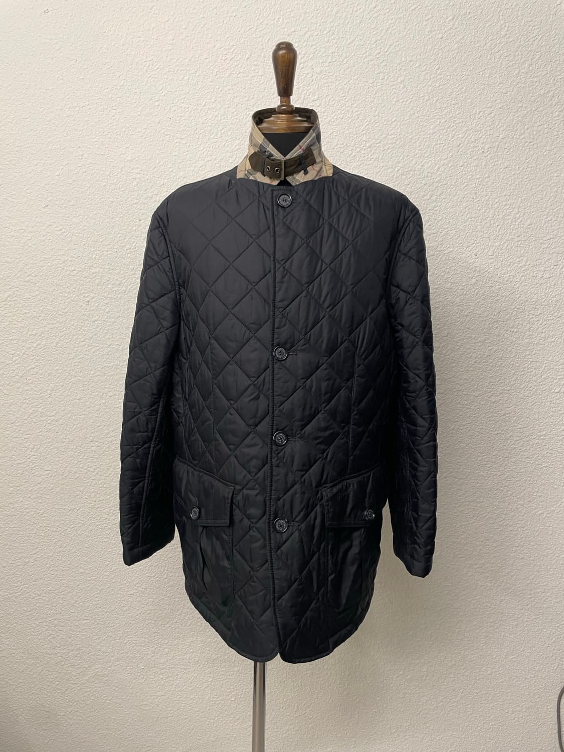바버 (Barbour) 네이비 경량 패딩 XL 상품이미지2