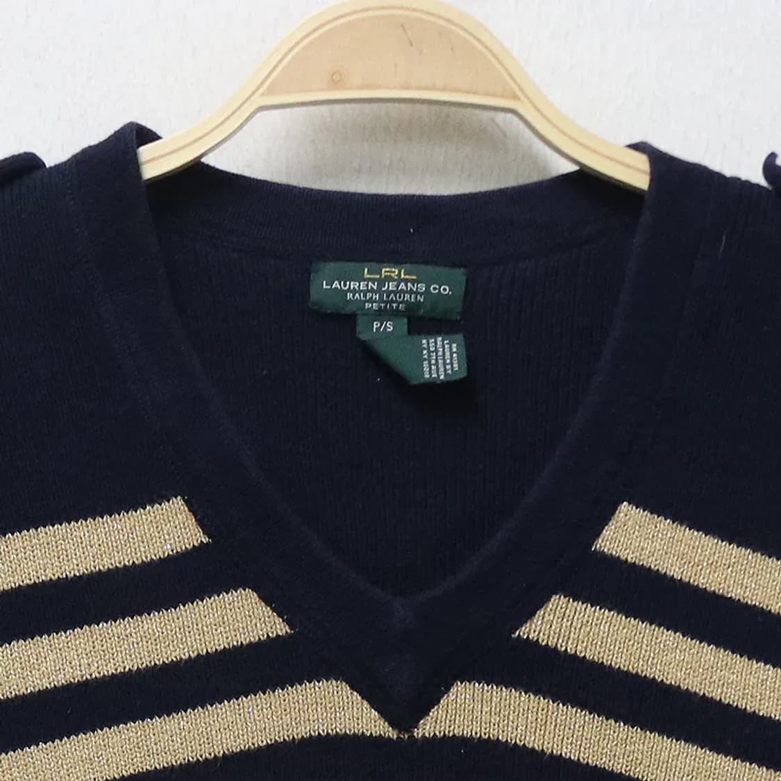 랄프로렌 스트라이프 글리터 브이넥 니트 62047 상품이미지3