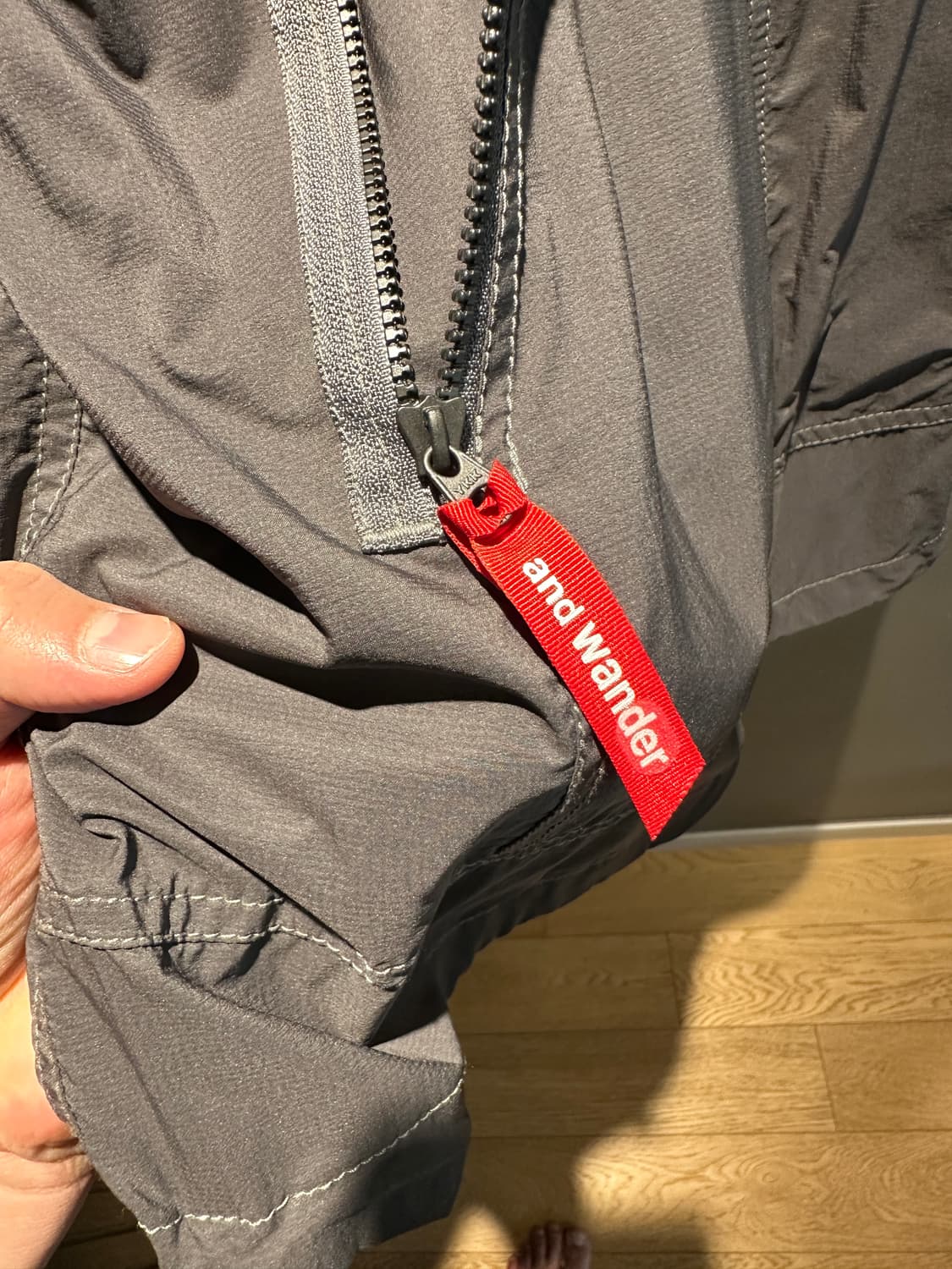 District Vision x And Wander 집업후디 인드브레이커 상품이미지7