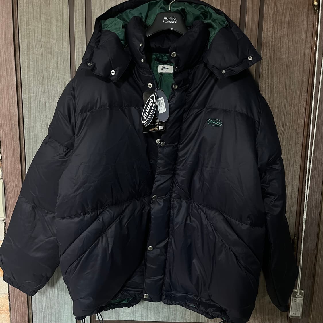 [새상품]MMLG 엠엠엘지 덕다운 후드 패딩 네이비 상품이미지3