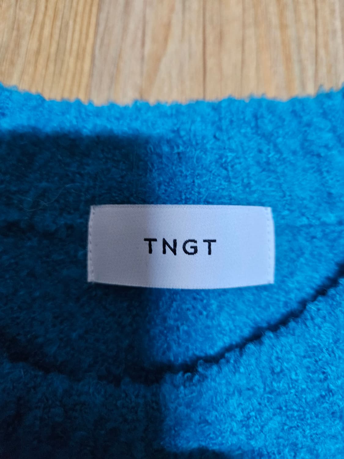 [100] TNGT 틸블루 오버핏 부클레 크루넥 니트 상품이미지2