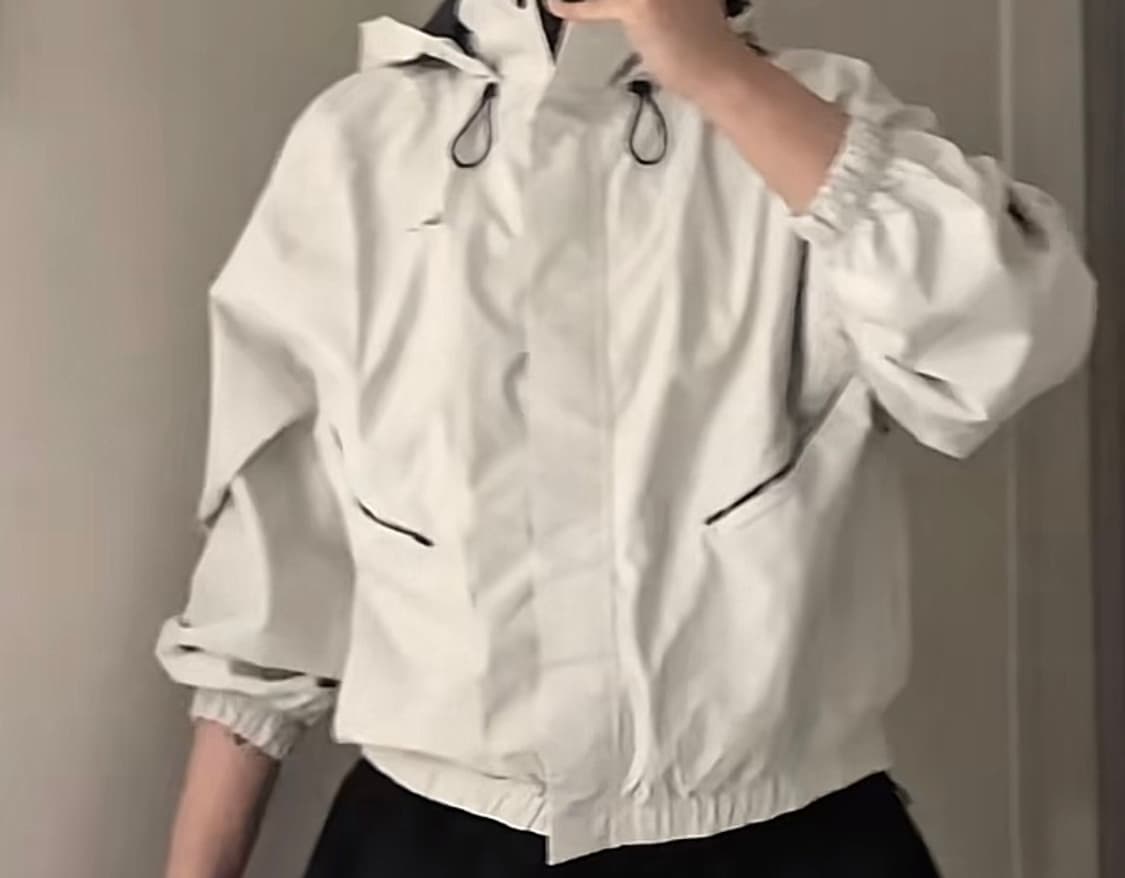 나이키 스톰 핏 스위프트 러닝 자켓 페일 아이보리 상품이미지1