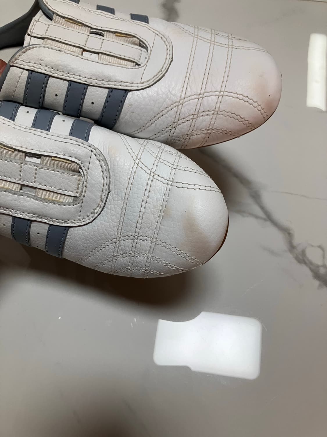 Y2K 아디다스 희귀 소장품 흰색 슬립온 뮬 스니커즈 상품이미지3