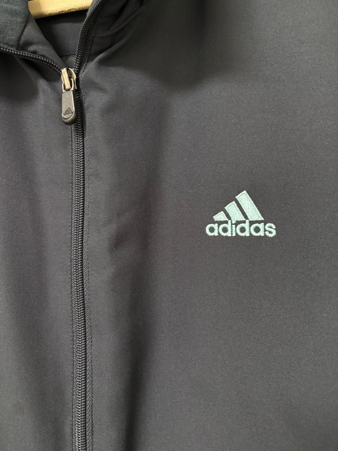 초희귀) 아디다스 블랙/하늘 조합 삼선 바람막이 점퍼 상품이미지5