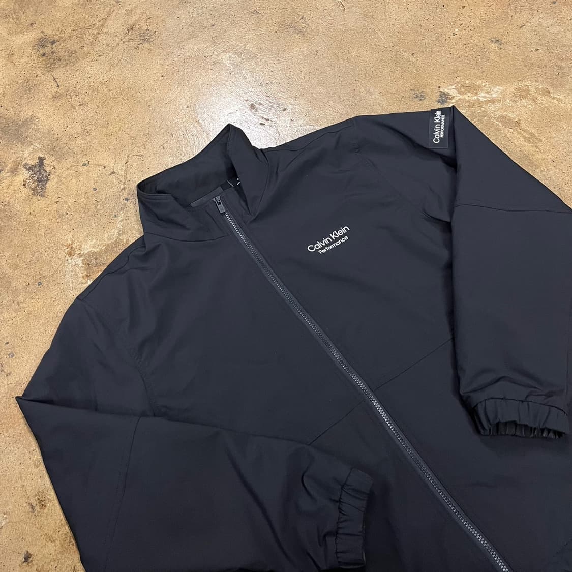 [정품/XL] 캘빈클라인 퍼포먼스 블랙 바람막이 상품이미지1
