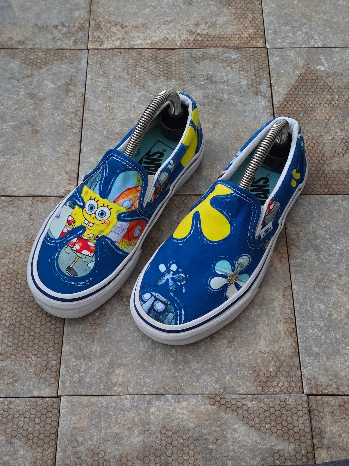 (225)반스 스폰지밥 클래식 슬립온 알로하밥 상품이미지1