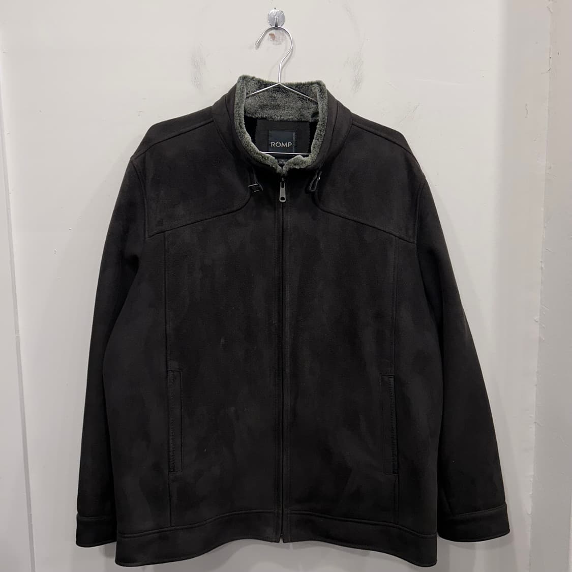 롬프 밍크헤어 하이넥 미니멀 스웨이드 자켓 상품이미지2