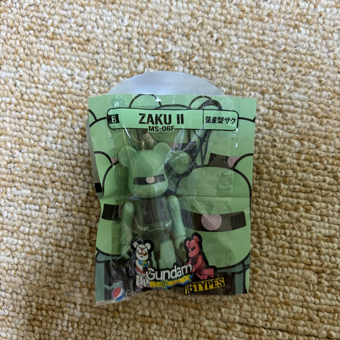 펩시 건담 베어브릭 6 ZAKU II 상품이미지1