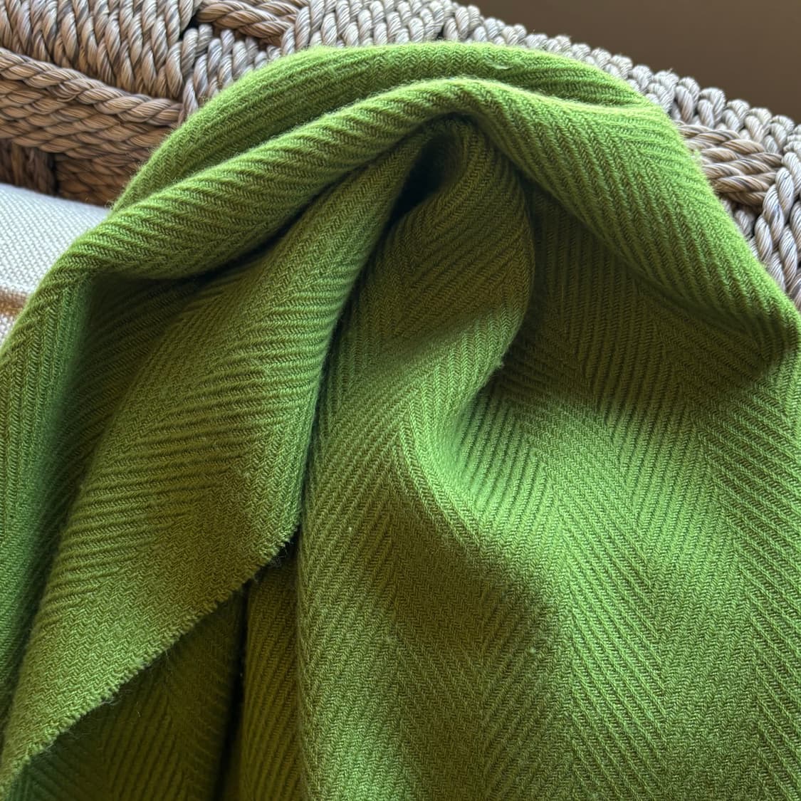 타임 헤링본 캐시미어 그린 머플러 상품이미지5