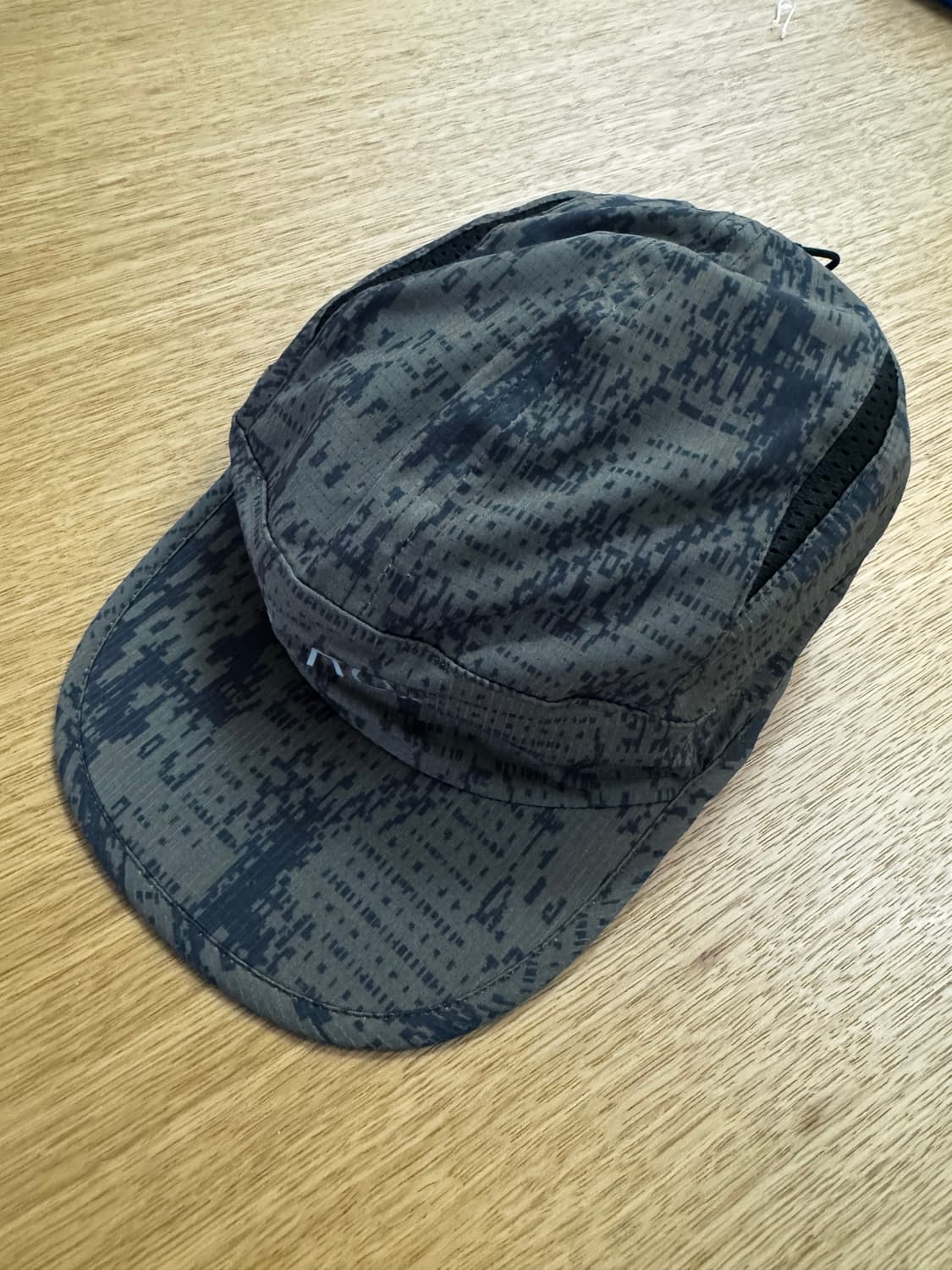 로아 브리 멜티드 프린트 오픈 위브 캡 상품이미지1