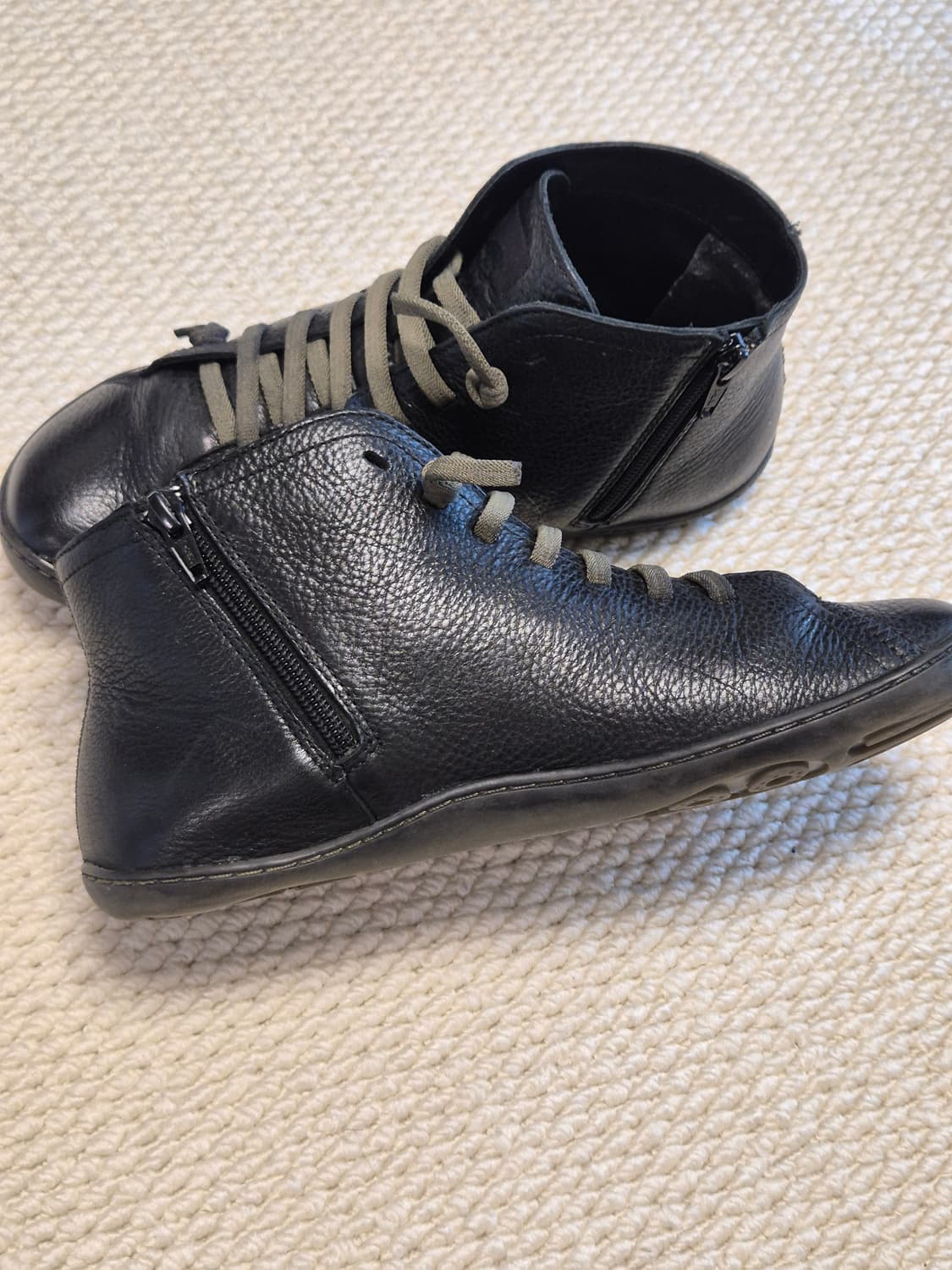 250-255(39)캠퍼 스니커즈  상품이미지2