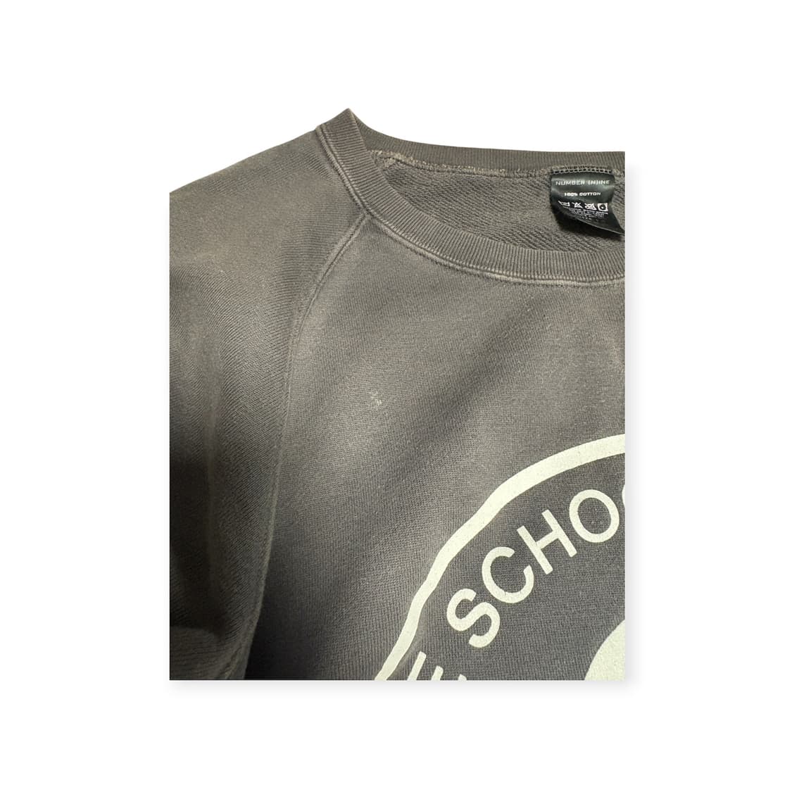 넘버나인 school of visual comedy 맨투맨 상품이미지3