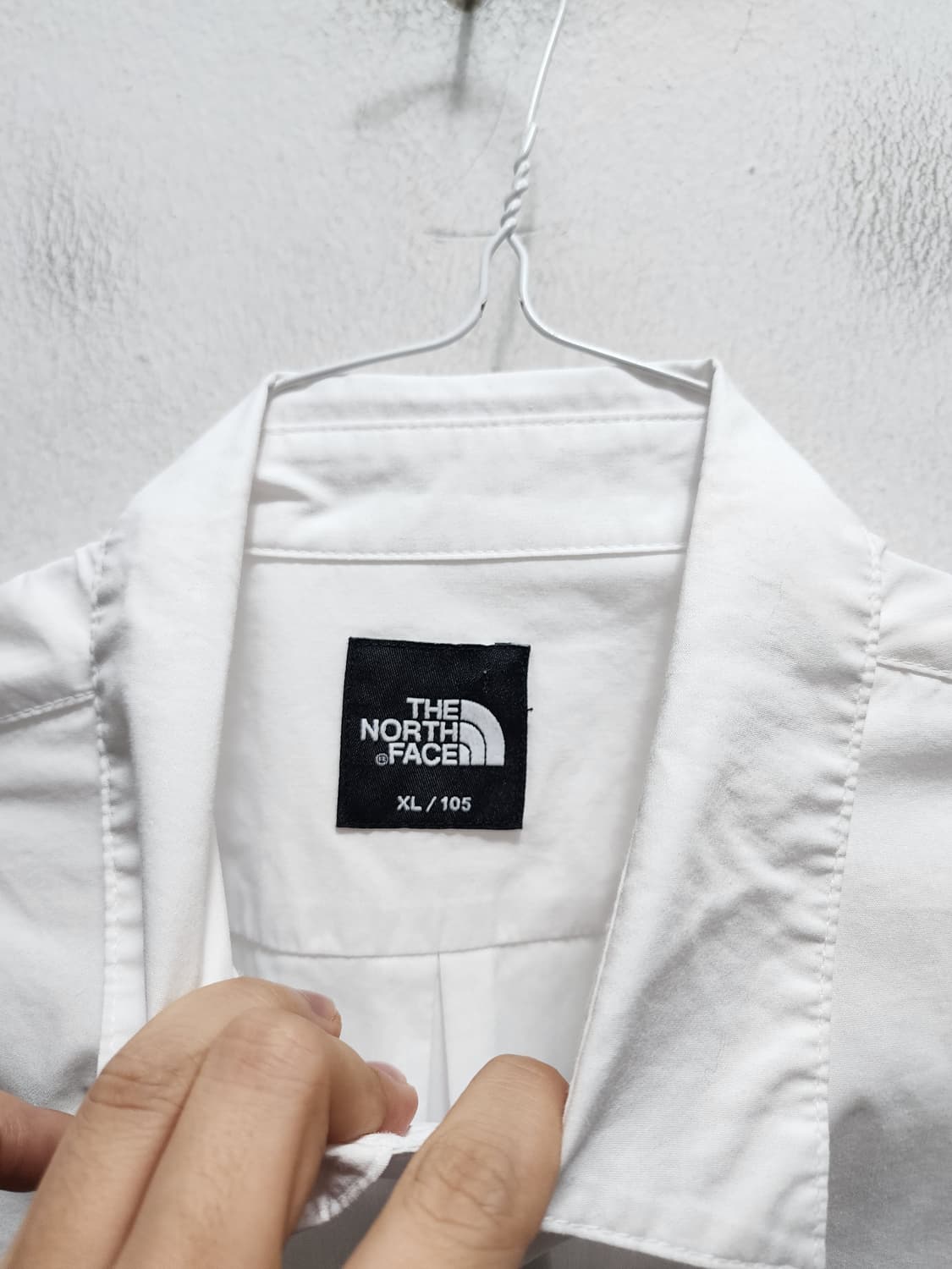 노스페이스 스몰로고 화이트 셔츠 상품이미지4