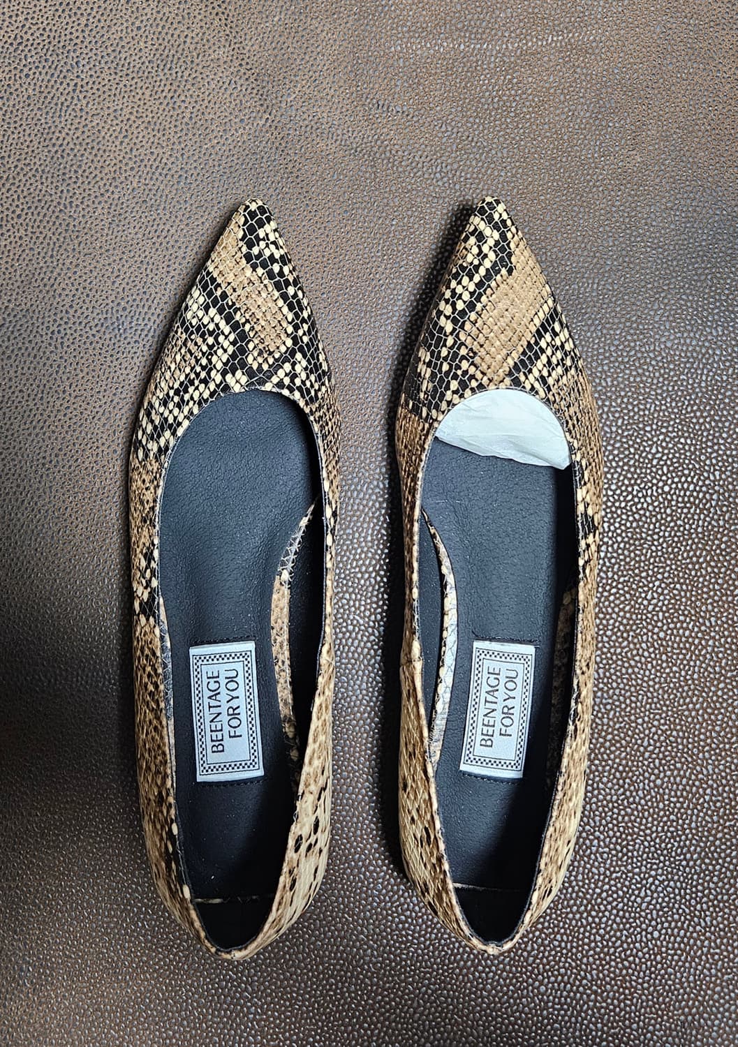  뱀피 패턴 플랫슈즈(245)새상품 상품이미지2