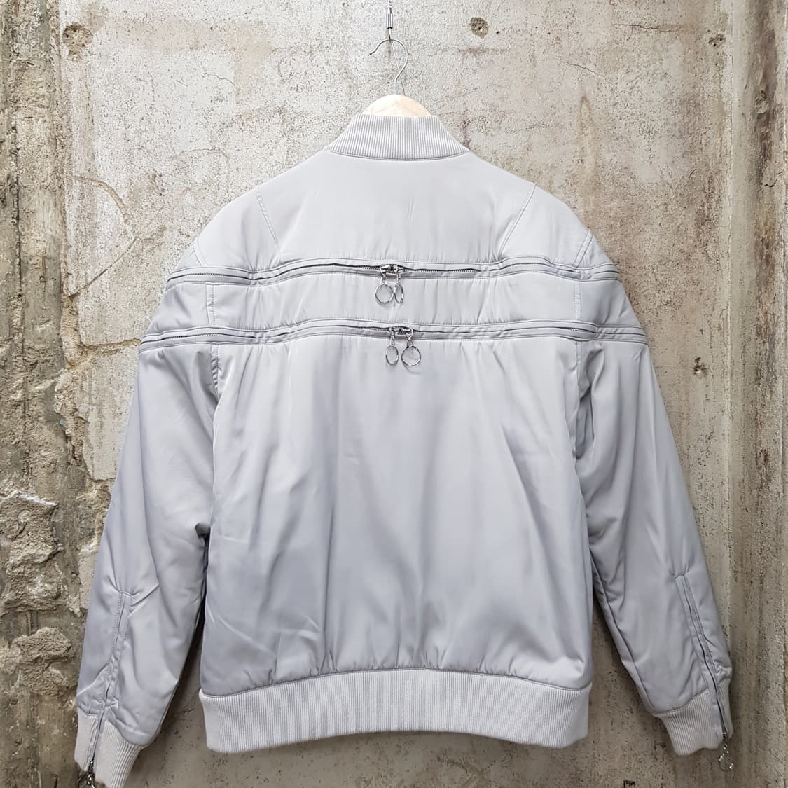 코너스 지퍼 디테일 항공점퍼 S사이즈    상품이미지2