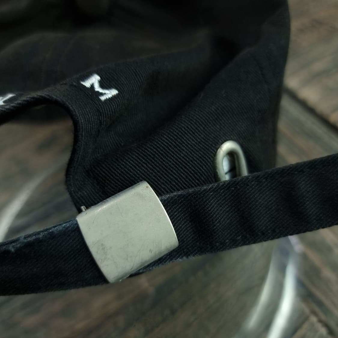 [다크룸 스튜디오] 빅로고 자수 볼캡 블랙 M19585 상품이미지8