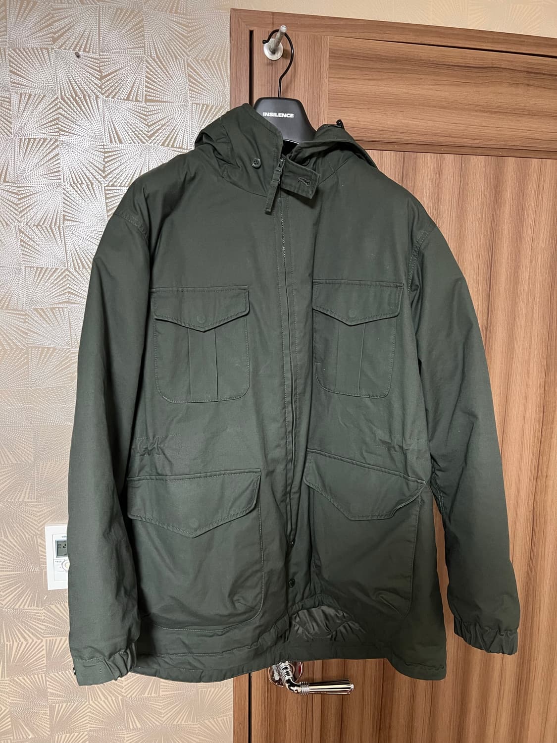 유니클로X엔지니어드가먼츠 유틸리티 자켓 xl 상품이미지1