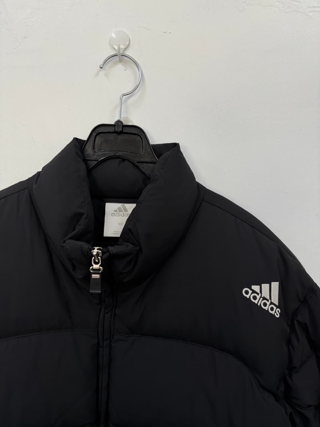 아디다스 무광 다운패딩 상품이미지3