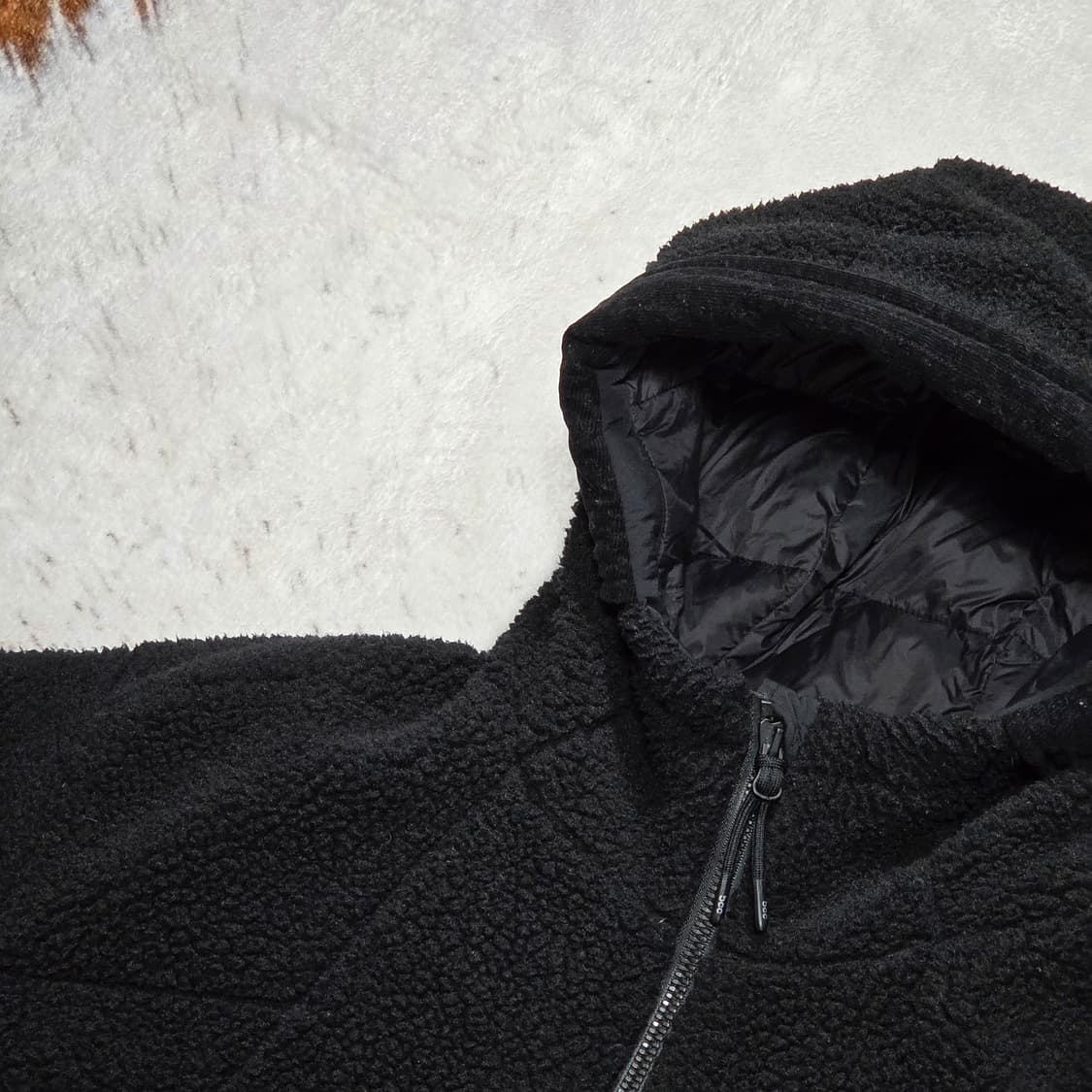 블랙야크 BCC 봄버 다운 블랙 자켓 상품이미지2