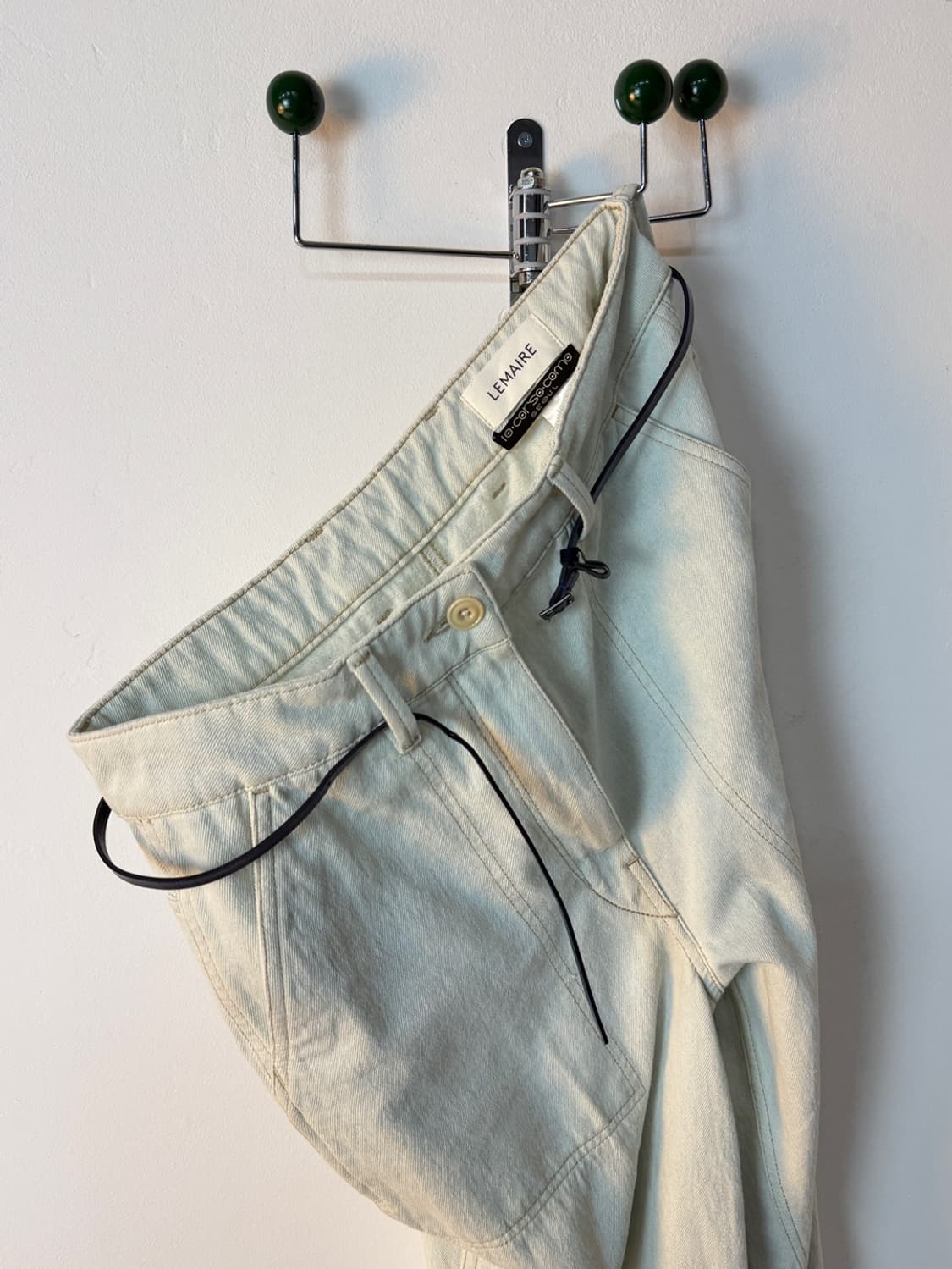 르메르 라이트 워시드 와이드 데님 팬츠  상품이미지1