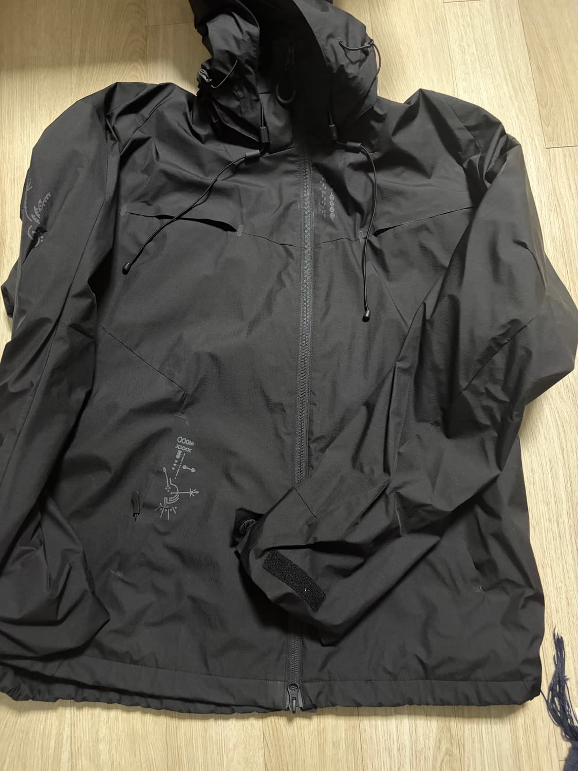 Hyein seo 혜인서 하드쉘 자켓 상품이미지1