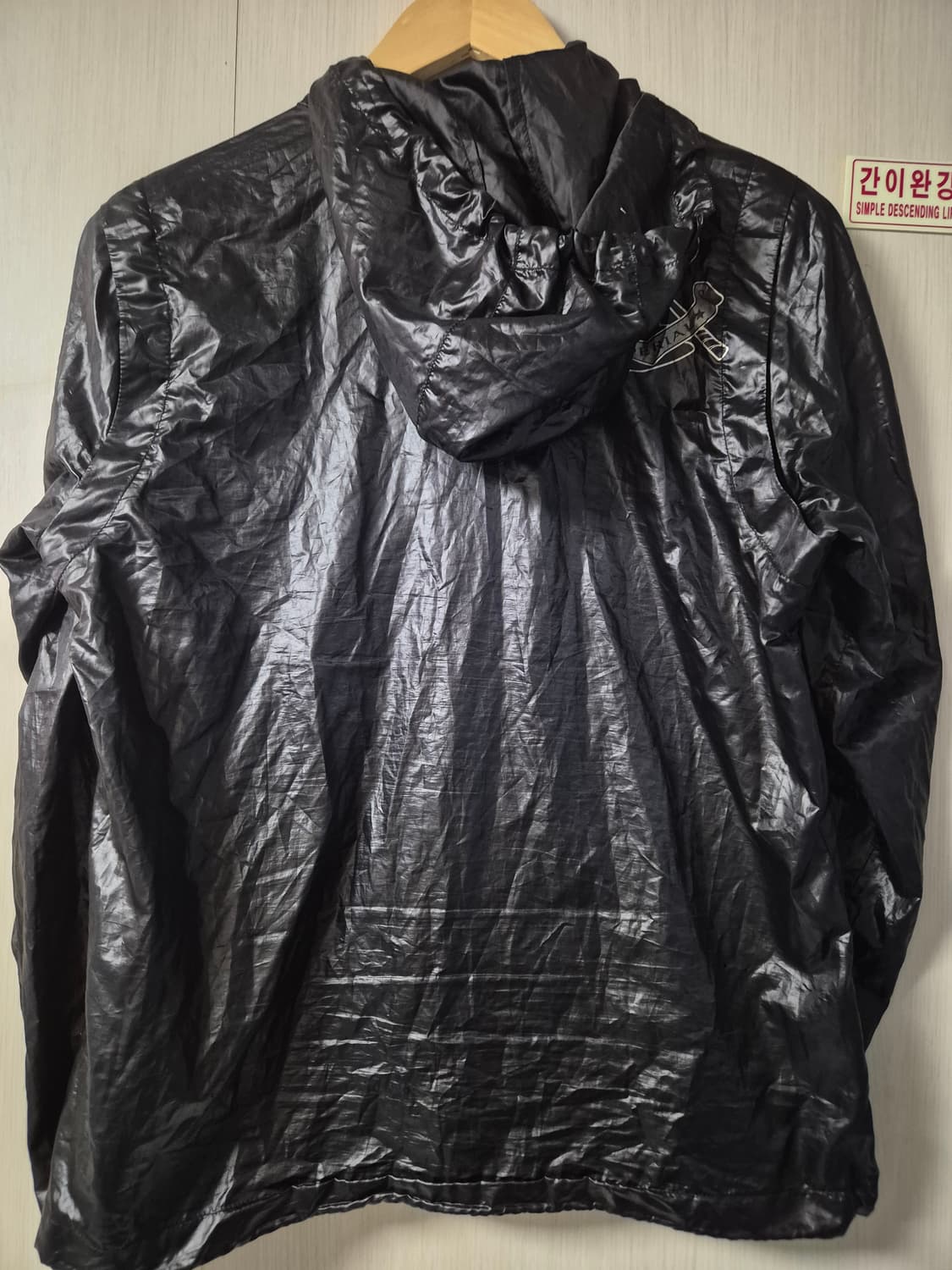 임페리얼 여성 초초경량  바람막이 100
 상품이미지2