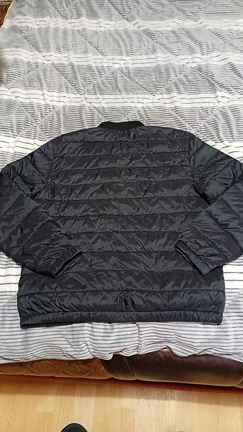 캐럿 경량패딩 XXL 가슴61 기장73 상품이미지3
