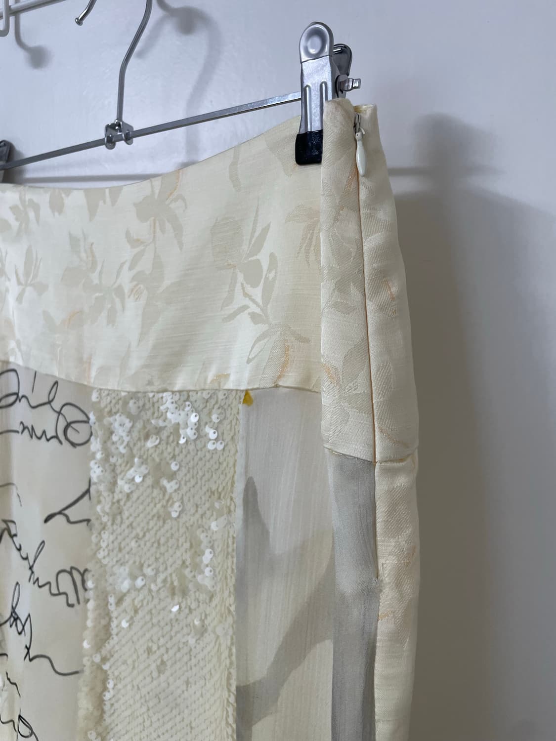 Zara 패치 미디스커트 상품이미지4