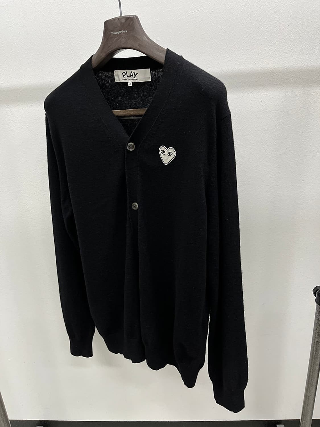 110) 꼼데가르송 화이트와펜 가디건  상품이미지1