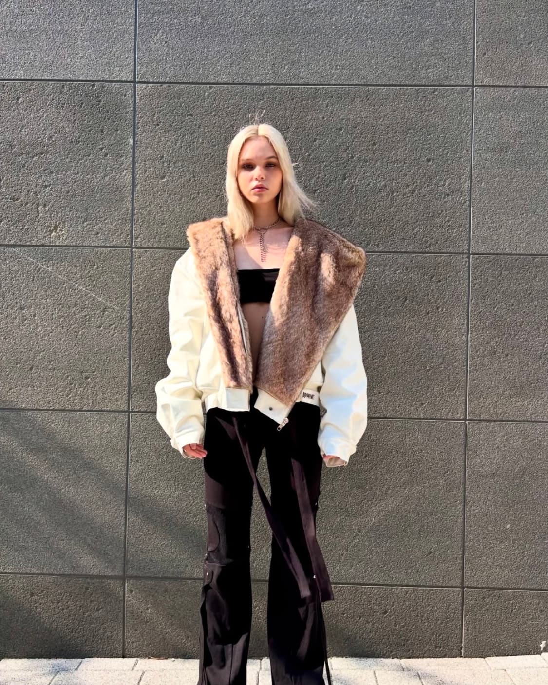 YEEL FOLD OUT HOODIE SHAWL FUR JACKET 상품이미지3