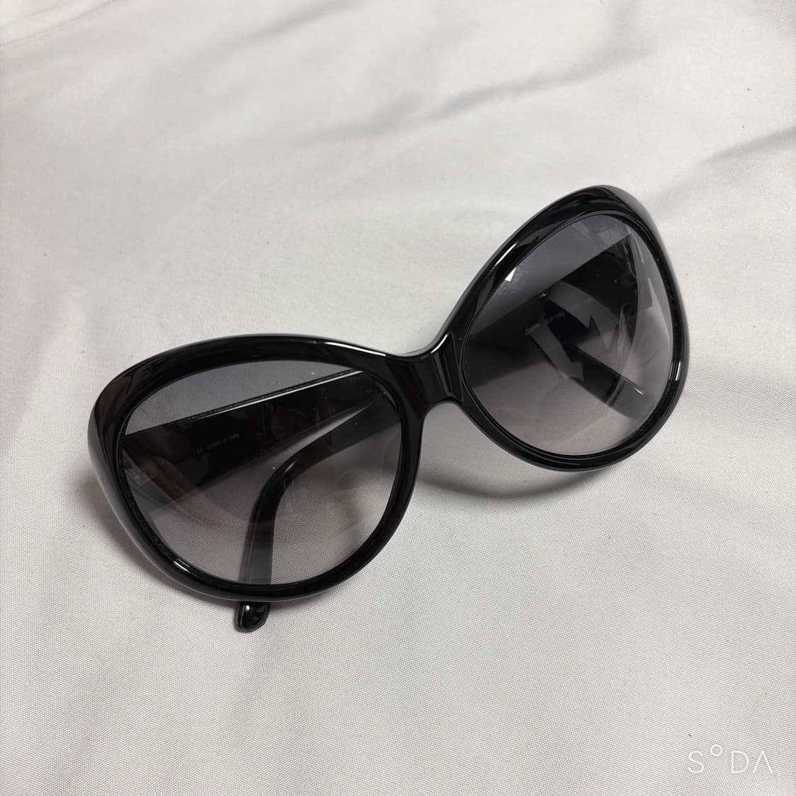 장폴고티에 블랙 선글라스 + 케이스 상품이미지2