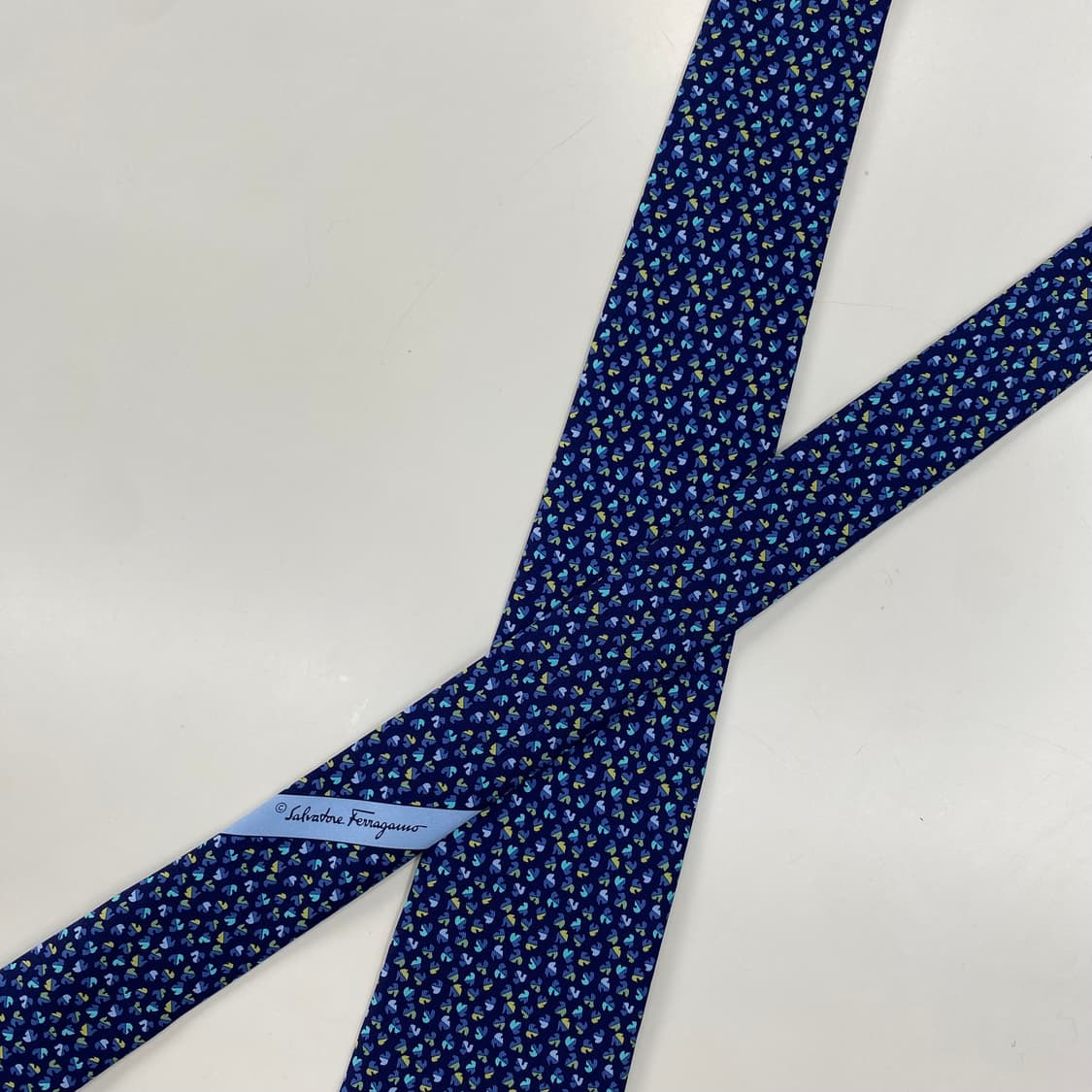 새상품급 페레가모(Ferragamo) 넥타이 정품명품8.7cm 상품이미지5