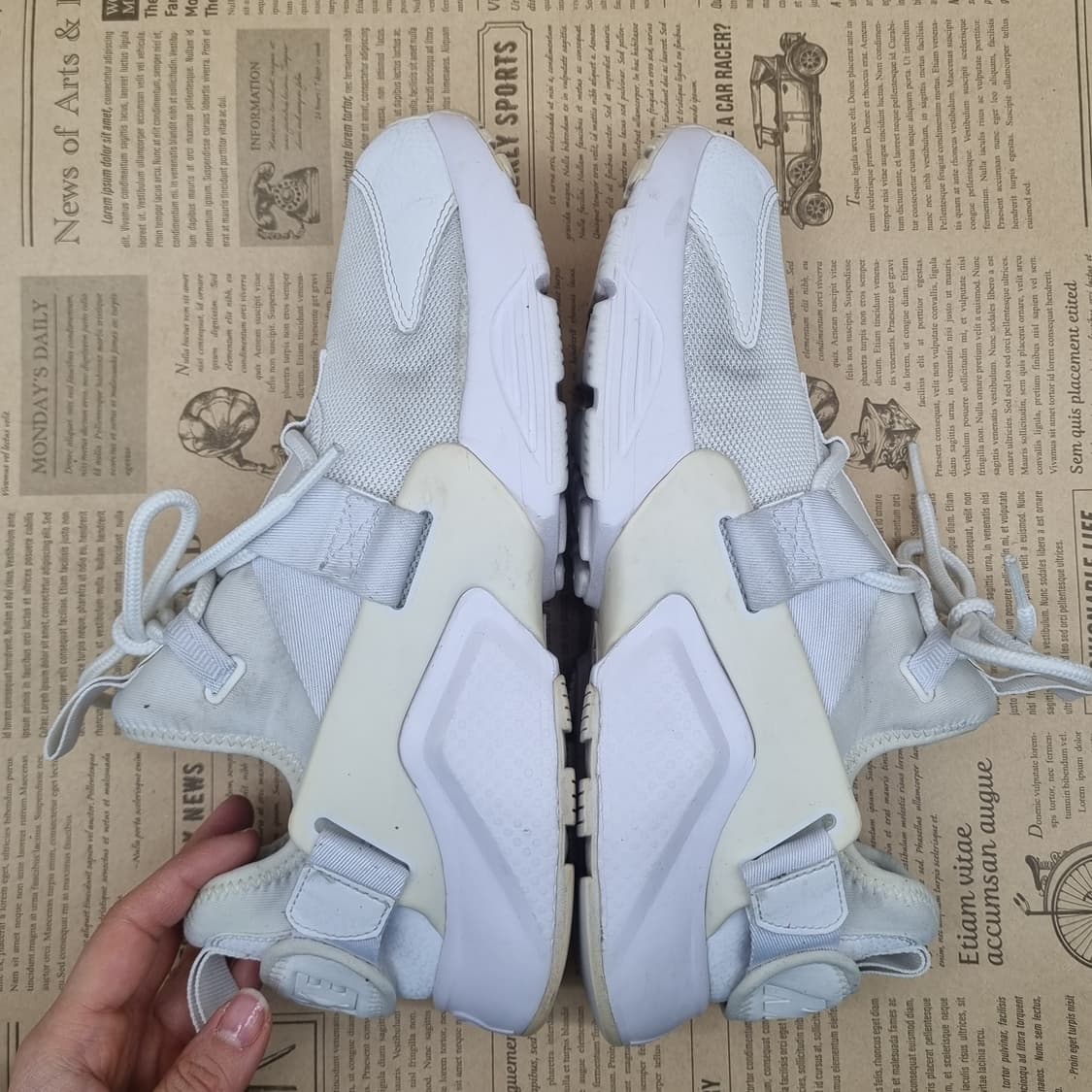 나이키 에어 허라취 시티 운동화 245 상품이미지5