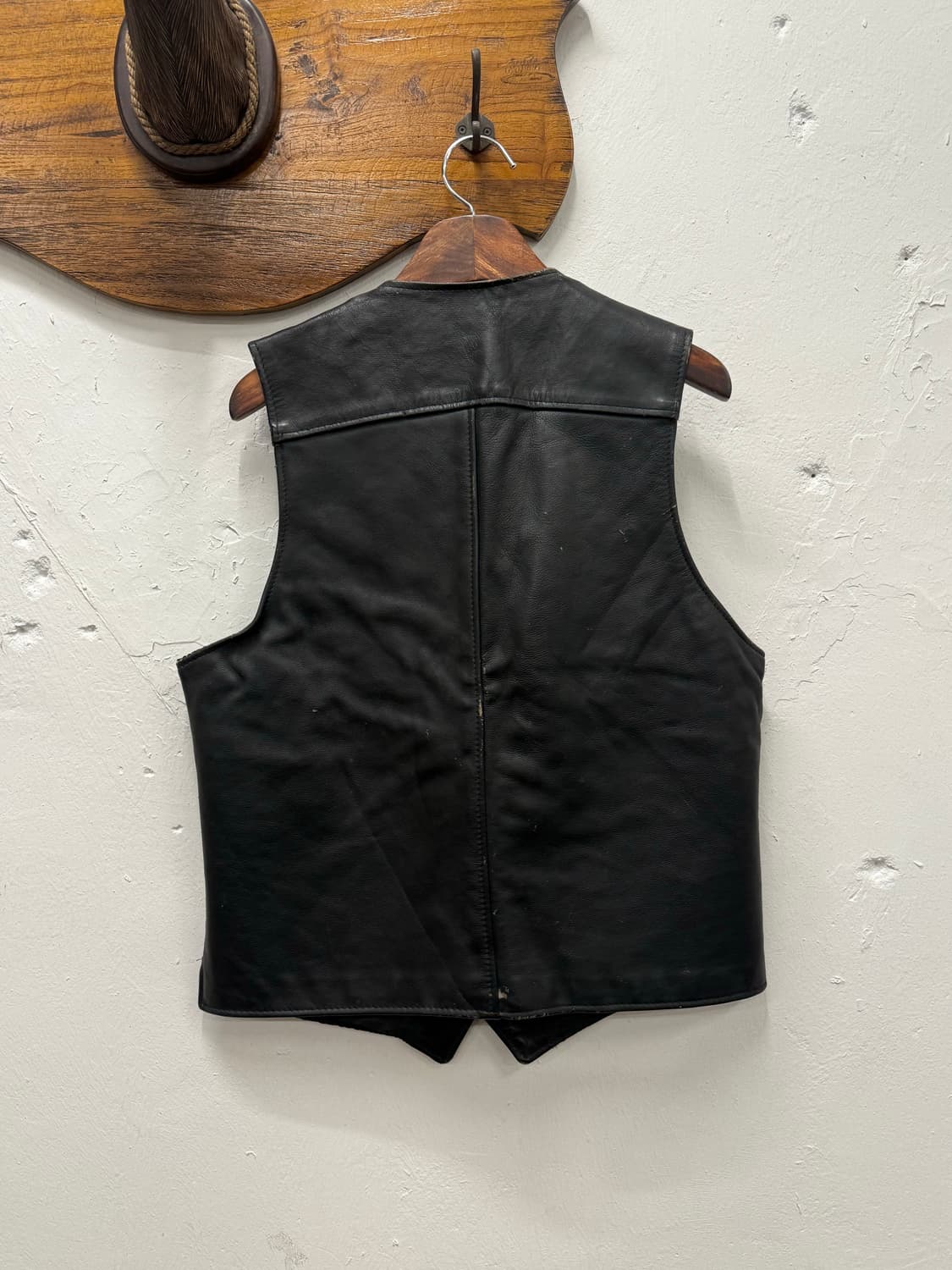 66) Schott NYC Leather Western Vest 상품이미지4