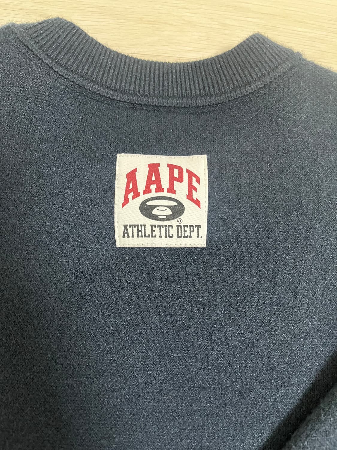 에이프 니트 상품이미지4