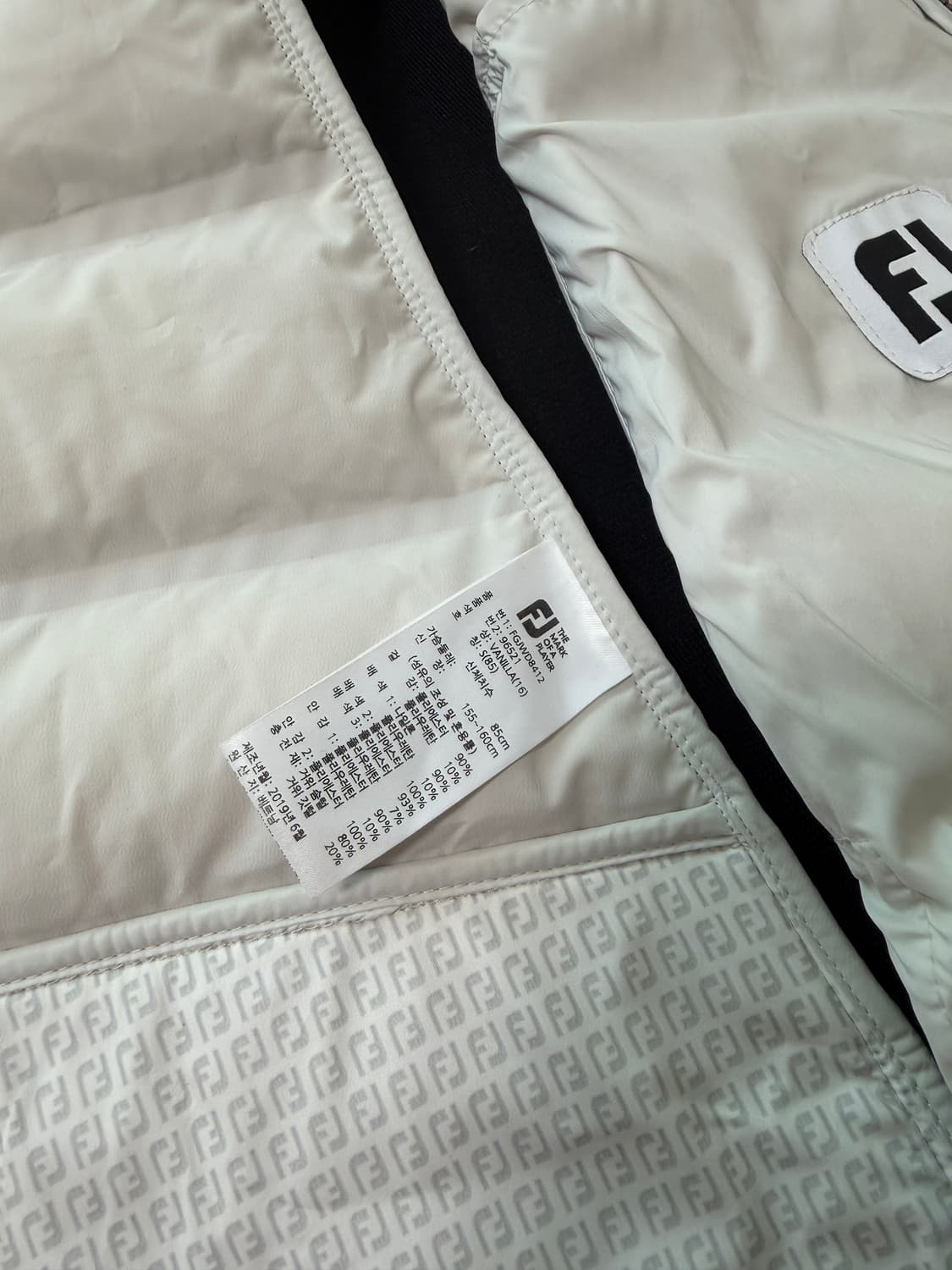 풋조이 FJ 화이트 구스다운 패딩 조끼 S 상품이미지5