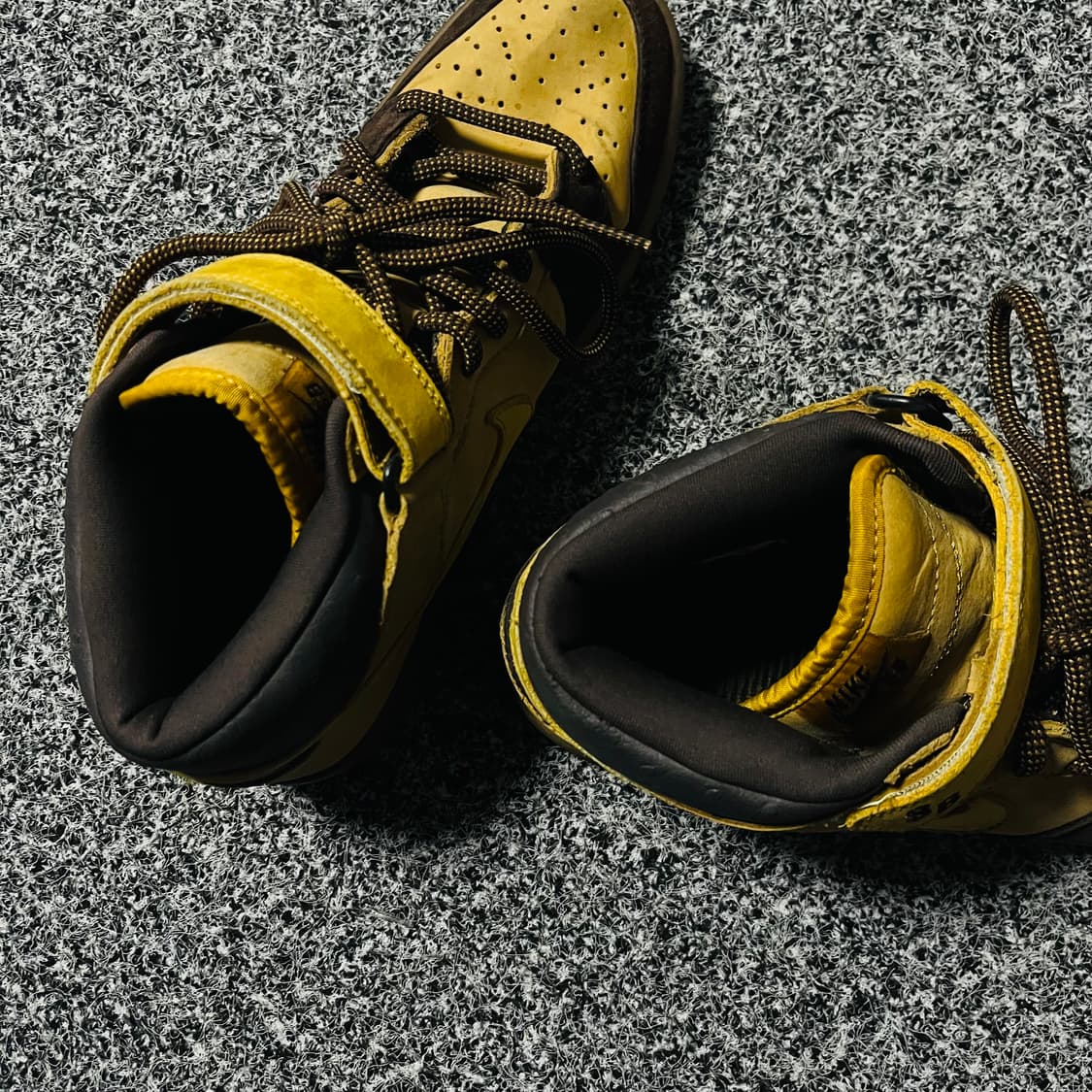 나이키 SB 덩크 로우 휠 Wheatl Goldrail 상품이미지6