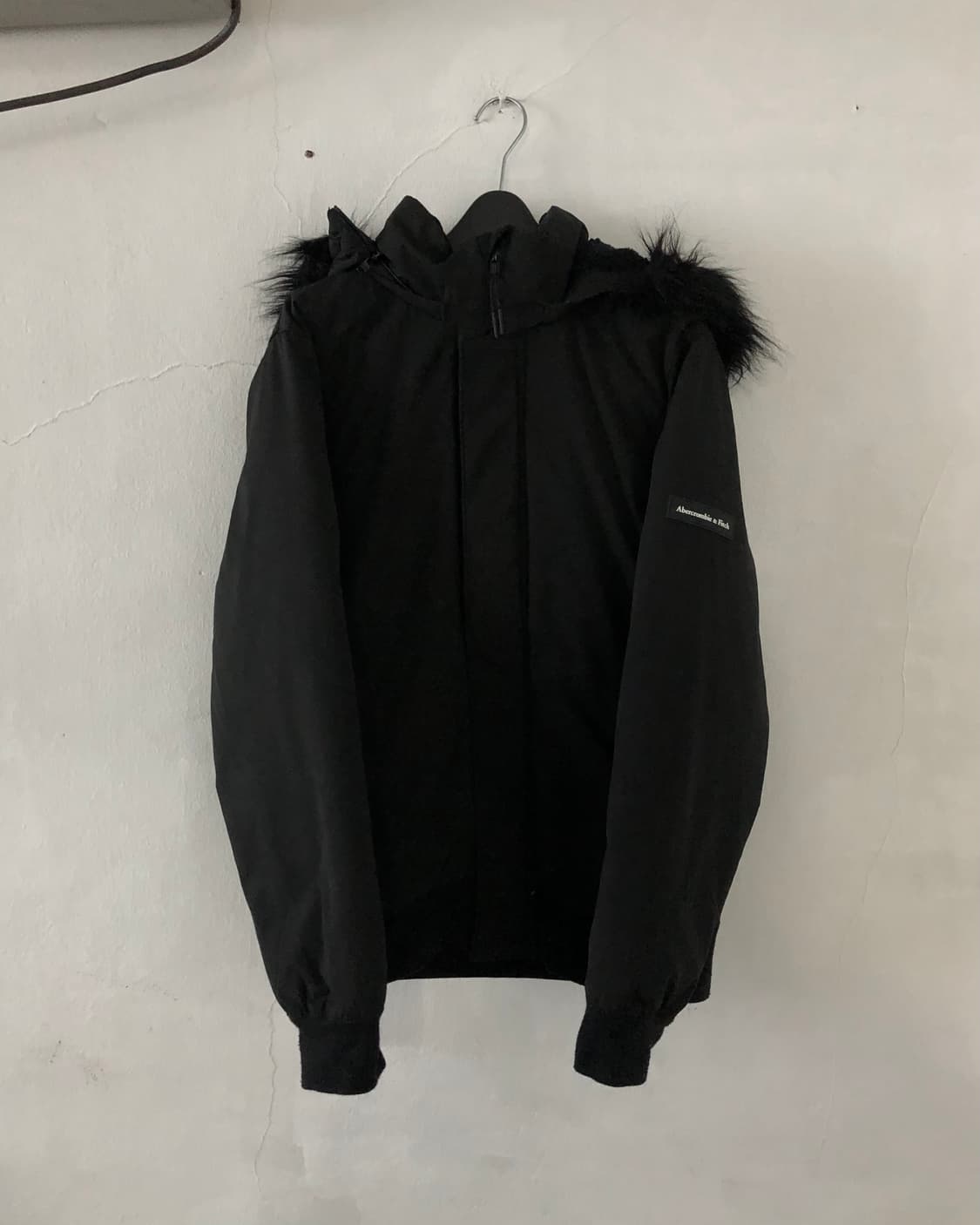 Abercrombie Ultra Bomber Jacket 상품이미지1