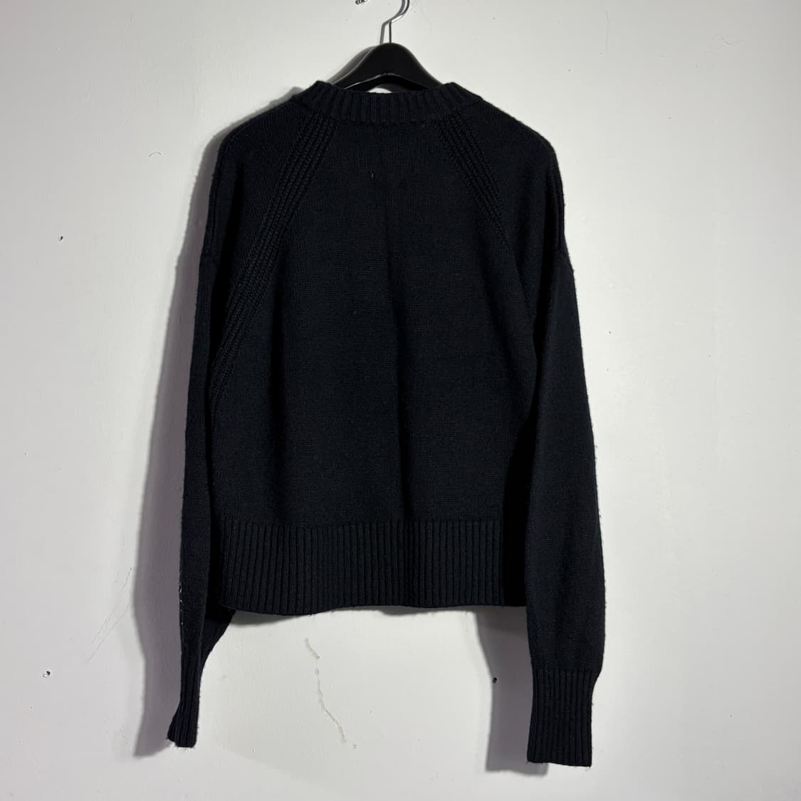 캘빈클라인 블랙 니트 (무료배송) 상품이미지4