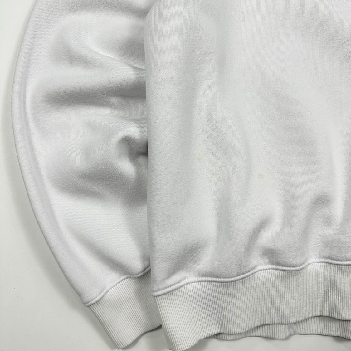 스투시 베이직 백로고 화이트 맨투맨 (S) 상품이미지5