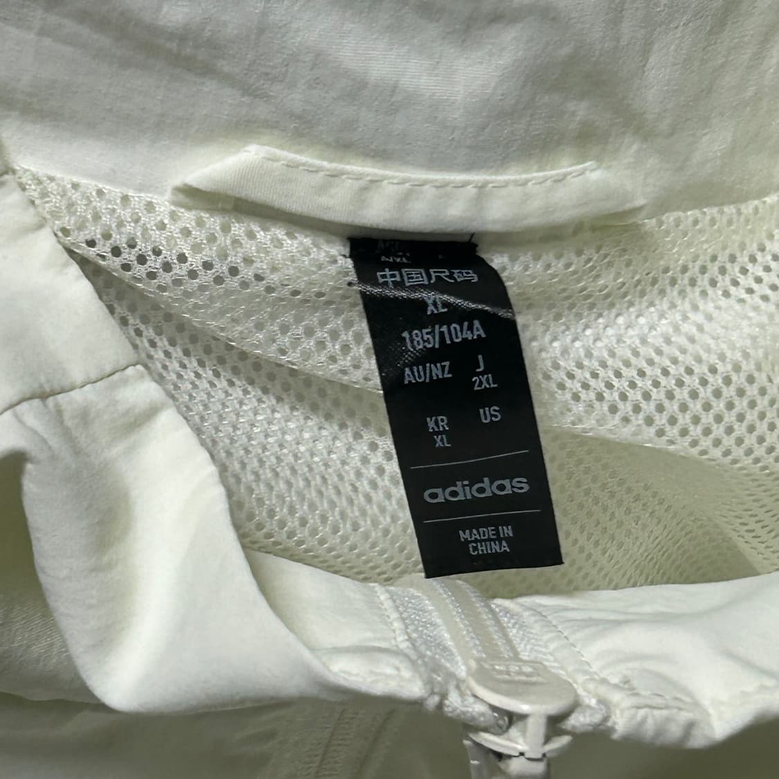 XL 아디다스 화이트 바람막이 상품이미지4