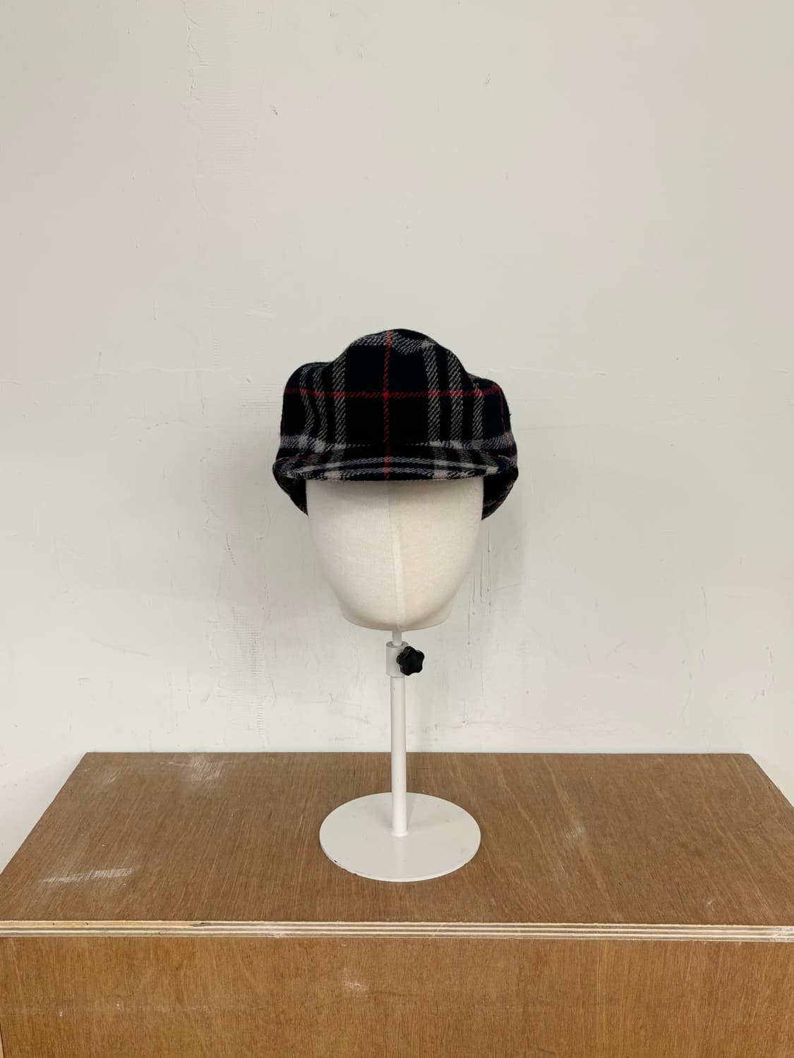 버버리 울 체크 헌팅캡 상품이미지2