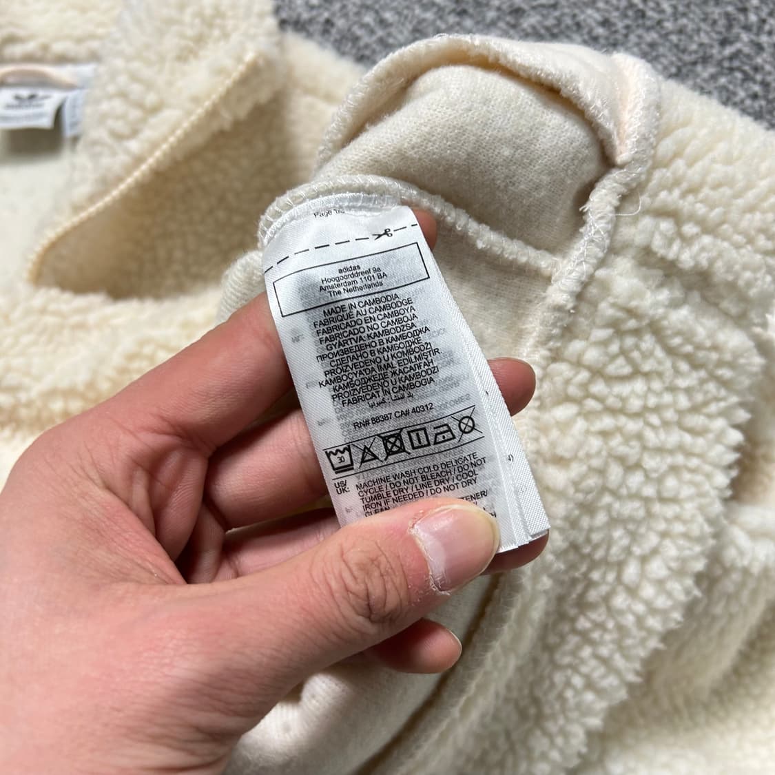 아디다스(ADIDAS)크림 크롭 플리스 상품이미지5