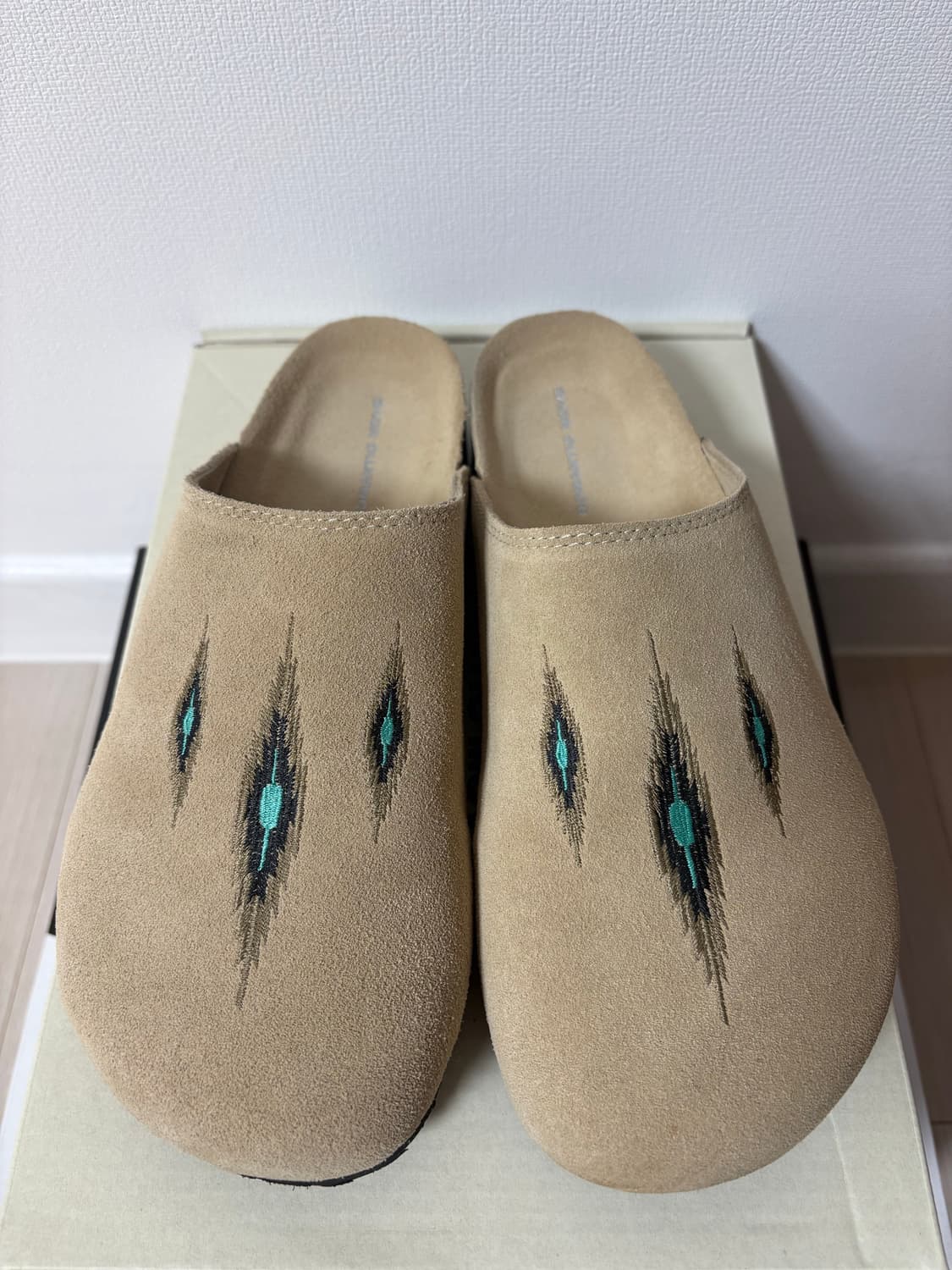 로맨틱무브 아콘 스웨이드 슬라이드 상품이미지2